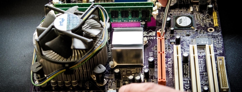 Wir reparieren Ihren Computer! Rasch und kompetent